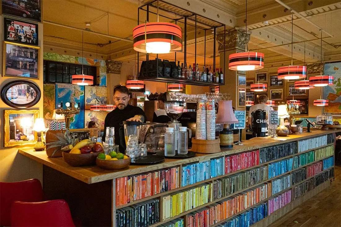 laundromat cafe