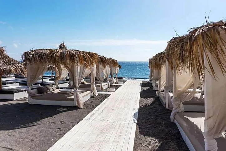 perivolos beach