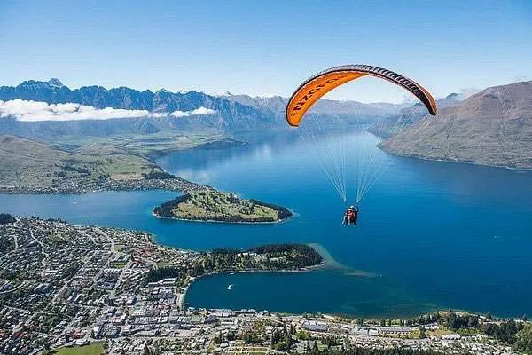 Paragliding over Queenstown New Zealand