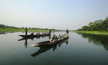 rapti river canoe